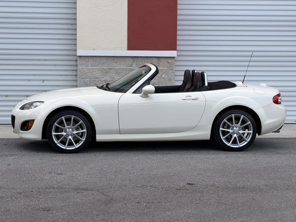 2009 Mazda NC MX-5 Miata - Image 26 of 31