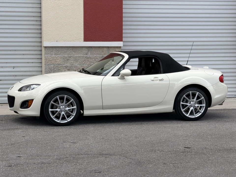 2009 Mazda NC MX-5 Miata - Image 3 of 31