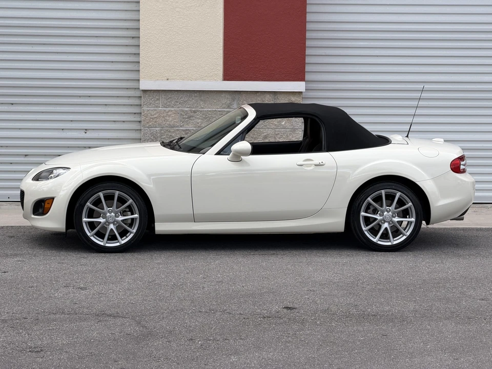 2009 Mazda NC MX-5 Miata - Image 5 of 31