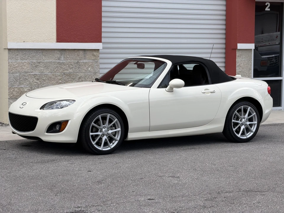 2009 Mazda NC MX-5 Miata - Image 6 of 31