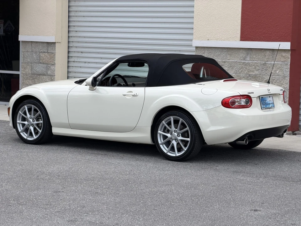 2009 Mazda NC MX-5 Miata - Image 7 of 31