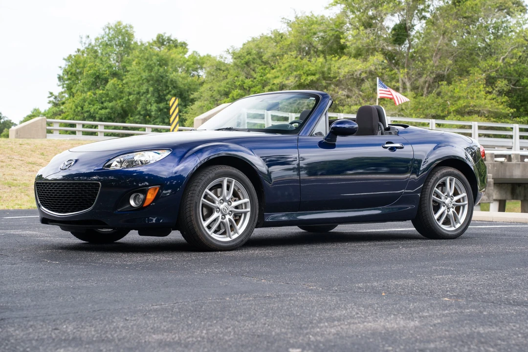 2009 Mazda NC MX-5 Miata - Image 2 of 31