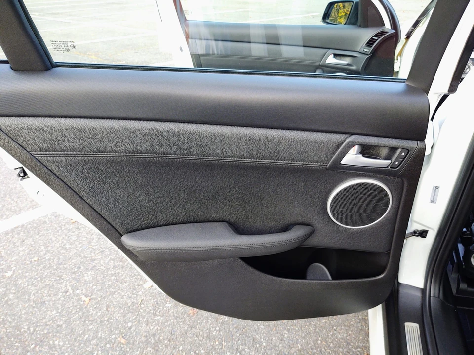 2009 Pontiac G8 - Image 27 of 31