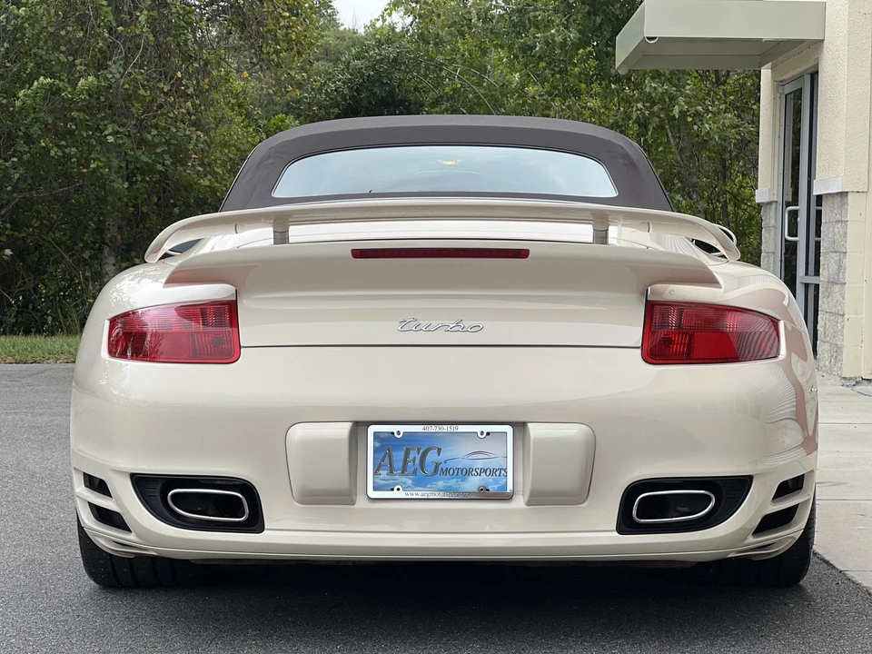 2009 Porsche 997 Turbo - Image 26 of 31