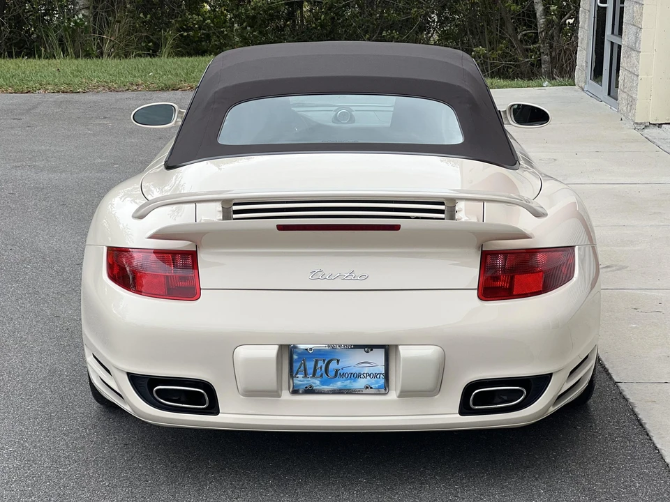 2009 Porsche 997 Turbo - Image 27 of 31
