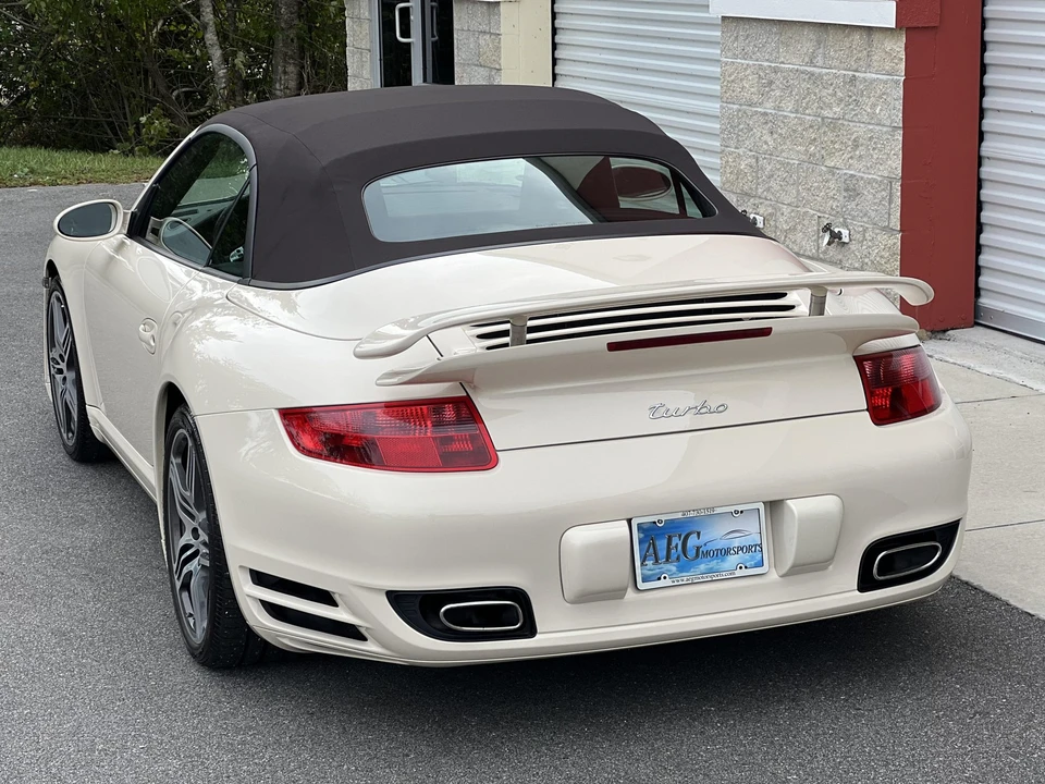 2009 Porsche 997 Turbo - Image 29 of 31