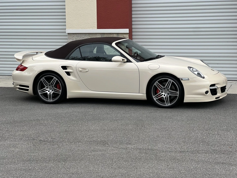 2009 Porsche 997 Turbo - Image 11 of 31