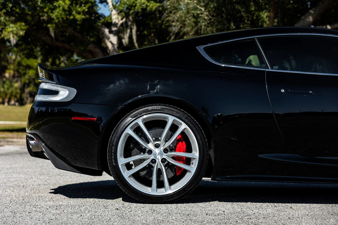 2010 Aston Martin DBS (2008-2012) - Image 19 of 31