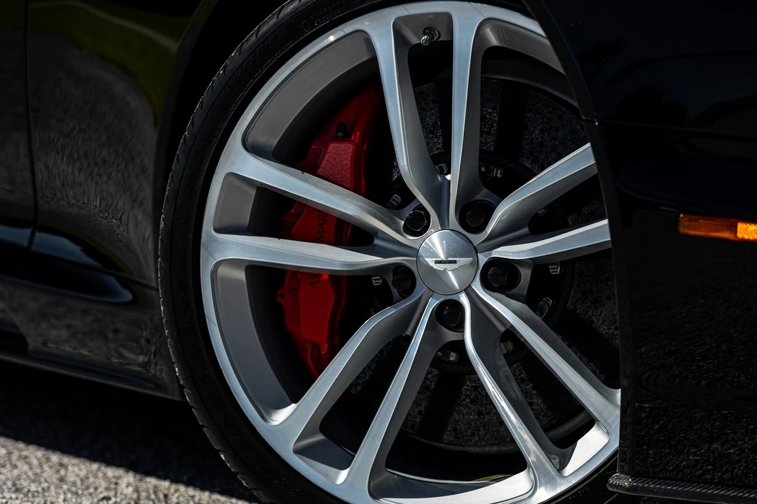 2010 Aston Martin DBS (2008-2012) - Image 27 of 31
