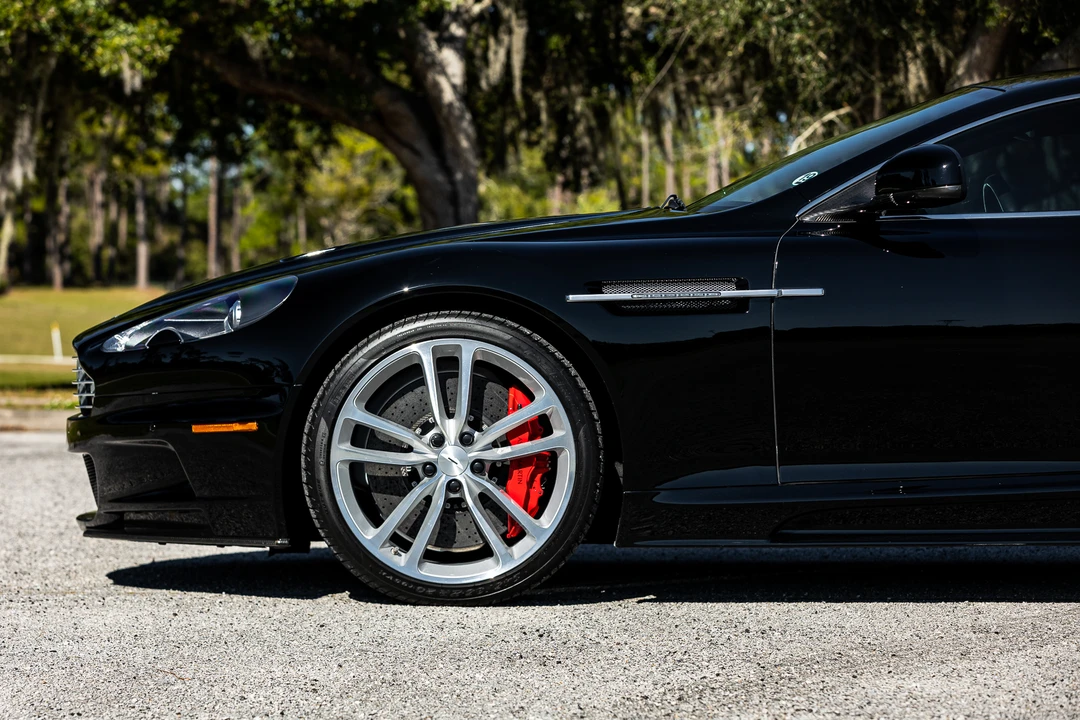 2010 Aston Martin DBS (2008-2012) - Image 17 of 31