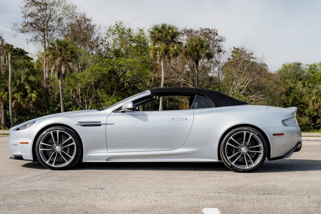 2010 Aston Martin DBS (2008-2012) - Image 14 of 31
