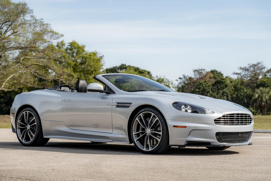 2010 Aston Martin DBS (2008-2012) - Image 9 of 31