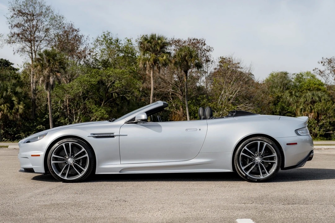 2010 Aston Martin DBS (2008-2012) - Image 3 of 31