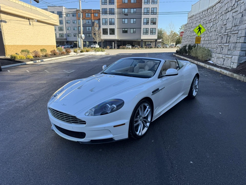 2010 Aston Martin DBS (2008-2012) - Image 2 of 31