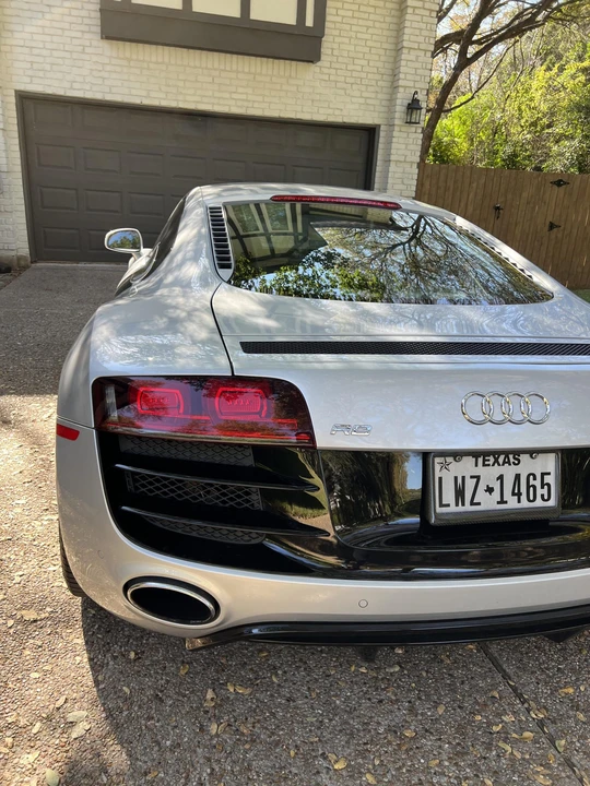 2010 Audi 42 R8 - Image 29 of 31