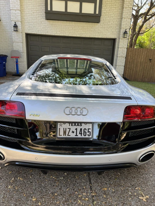 2010 Audi 42 R8 - Image 28 of 31