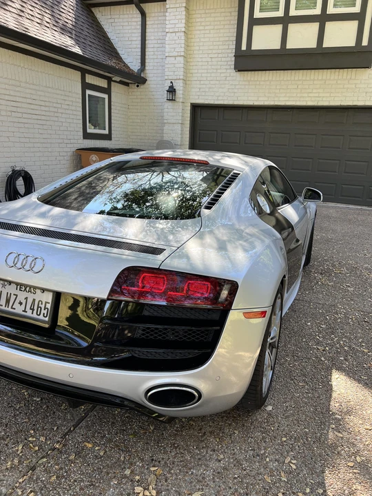 2010 Audi 42 R8 - Image 27 of 31