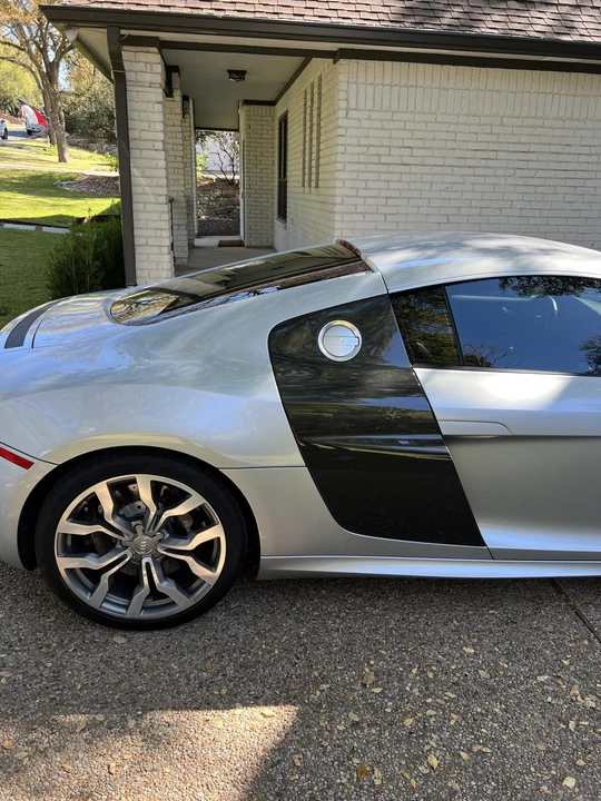 2010 Audi 42 R8 - Image 25 of 31
