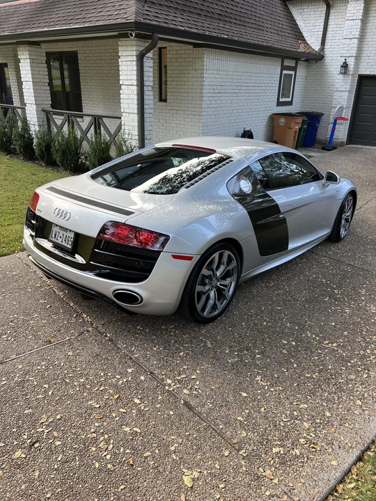 2010 Audi 42 R8 - Image 9 of 31