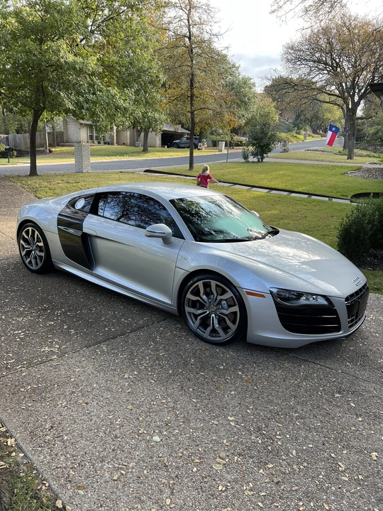 2010 Audi 42 R8 - Image 6 of 31
