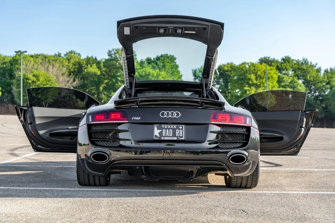 2010 Audi 42 R8 - Image 13 of 31
