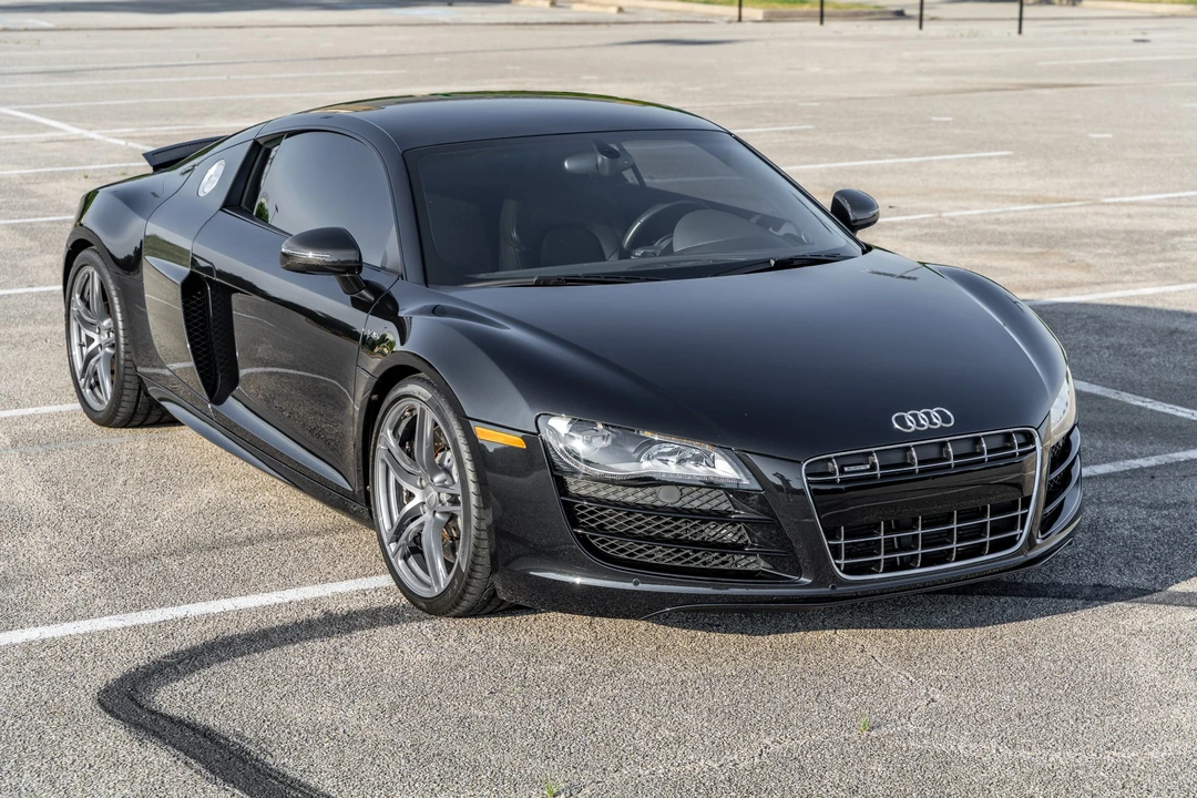 2010 Audi 42 R8 - Image 10 of 31