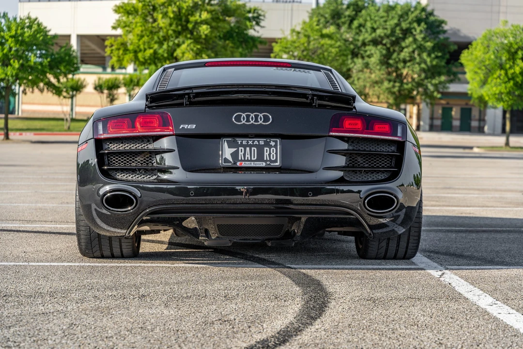 2010 Audi 42 R8 - Image 5 of 31