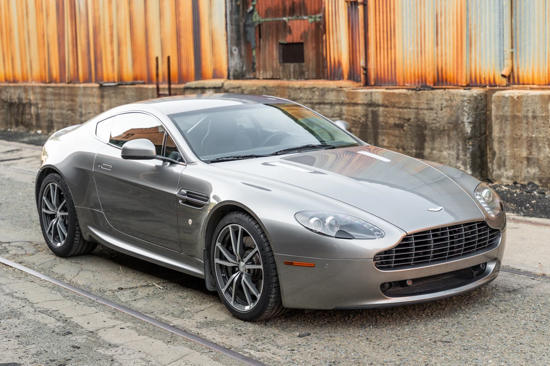 2011 Aston Martin V8 Vantage (2006-2017) - Image 18 of 31