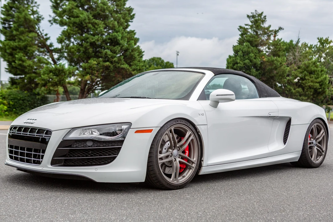 2011 Audi 42 R8 - Image 2 of 31