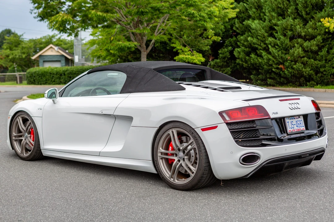 2011 Audi 42 R8 - Image 4 of 31