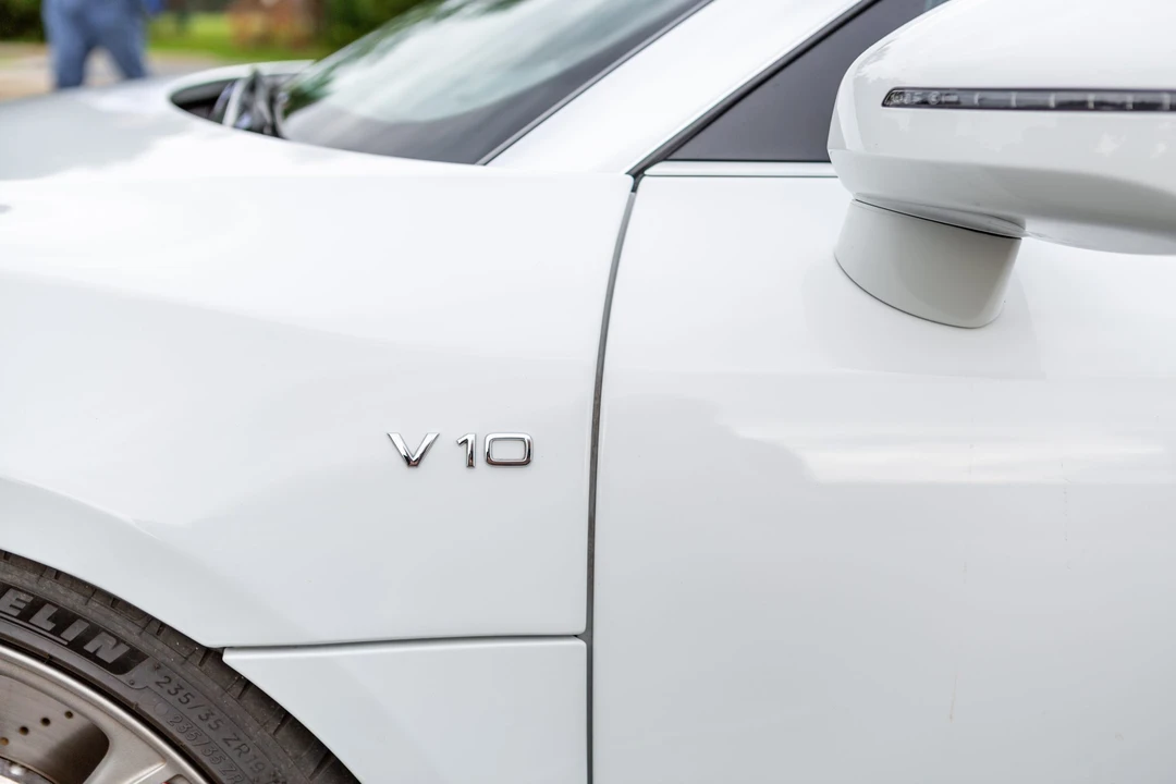 2011 Audi 42 R8 - Image 17 of 31