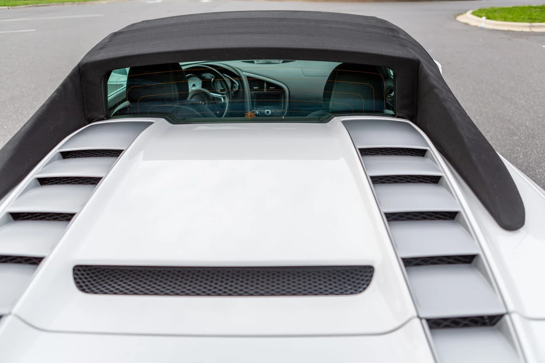 2011 Audi 42 R8 - Image 26 of 31