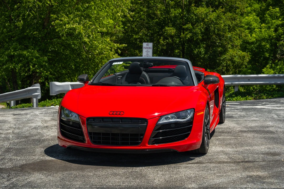 2011 Audi 42 R8 - Image 2 of 31