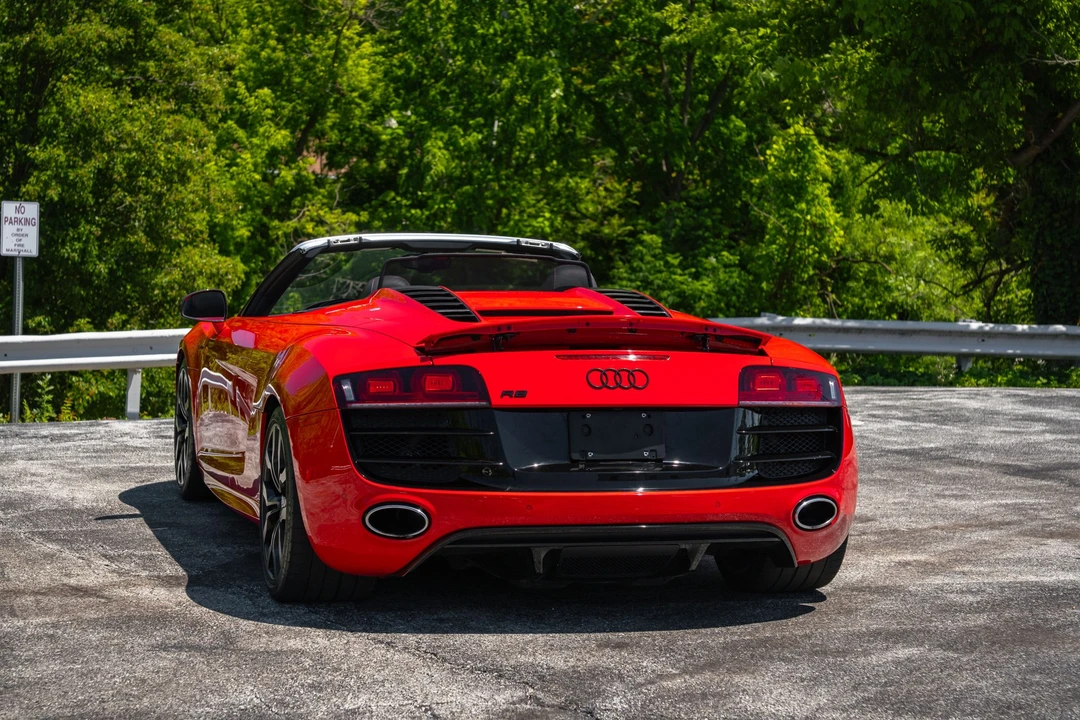 2011 Audi 42 R8 - Image 15 of 31