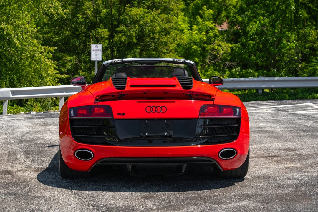 2011 Audi 42 R8 - Image 17 of 31