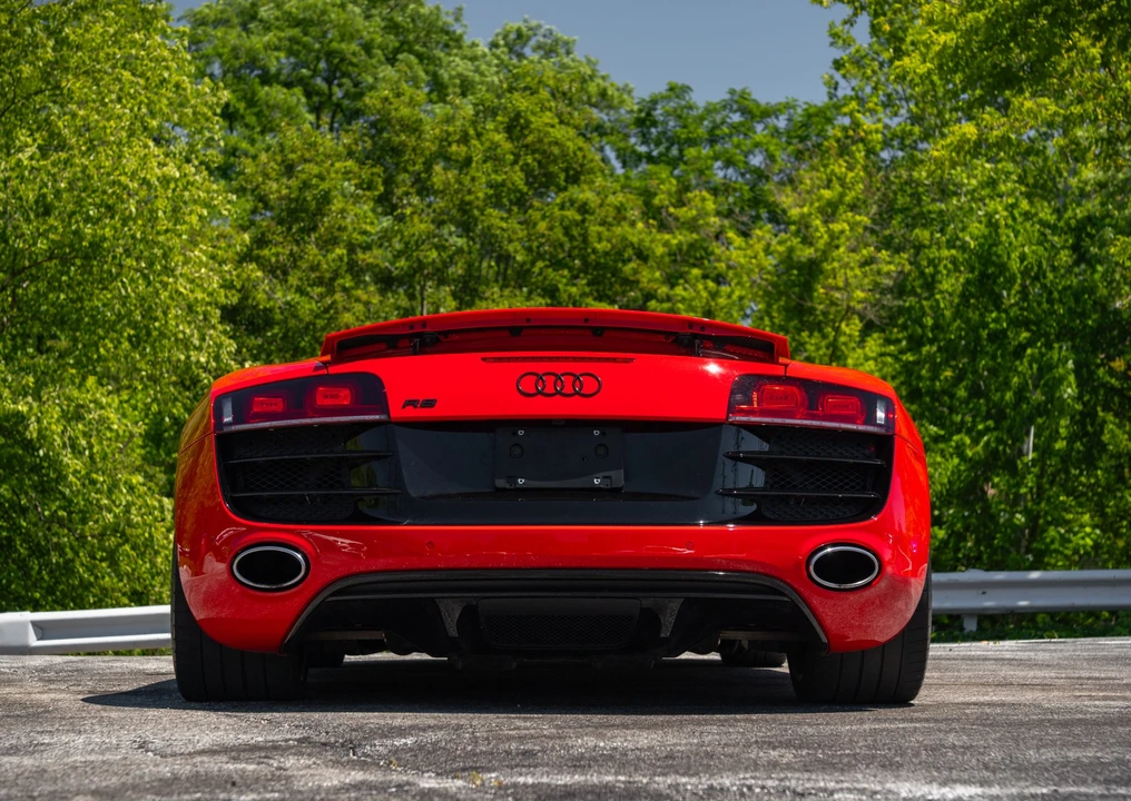 2011 Audi 42 R8 - Image 18 of 31