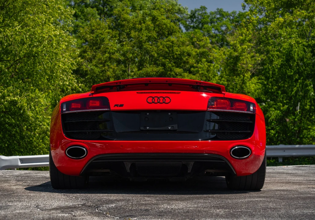 2011 Audi 42 R8 - Image 20 of 31