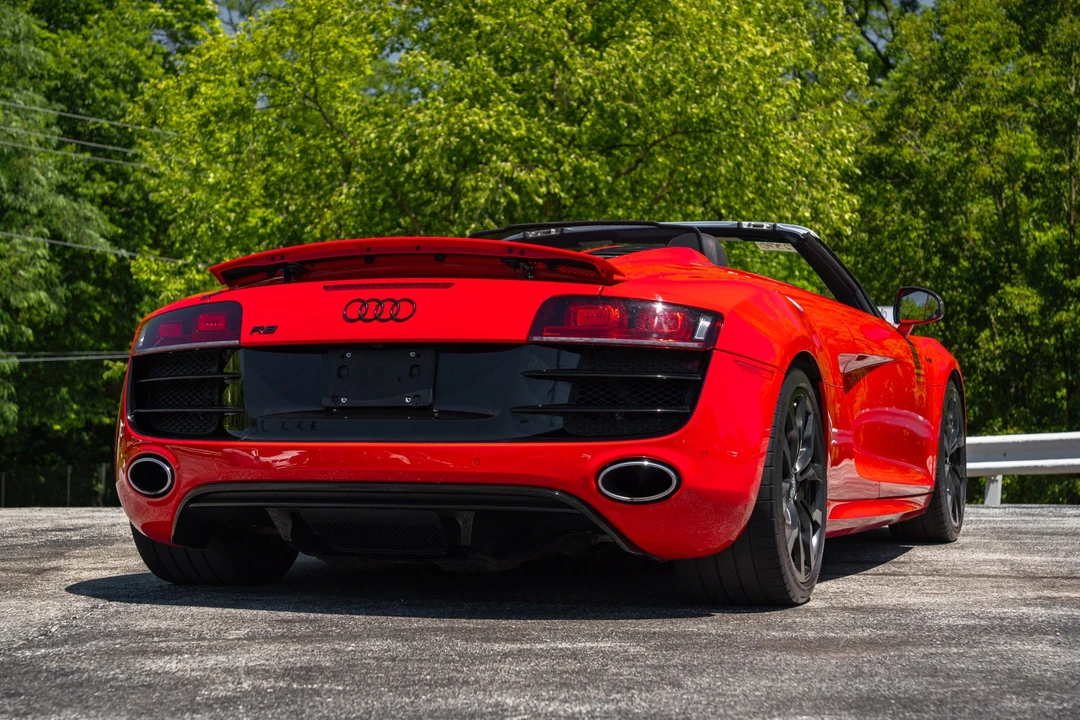 2011 Audi 42 R8 - Image 22 of 31