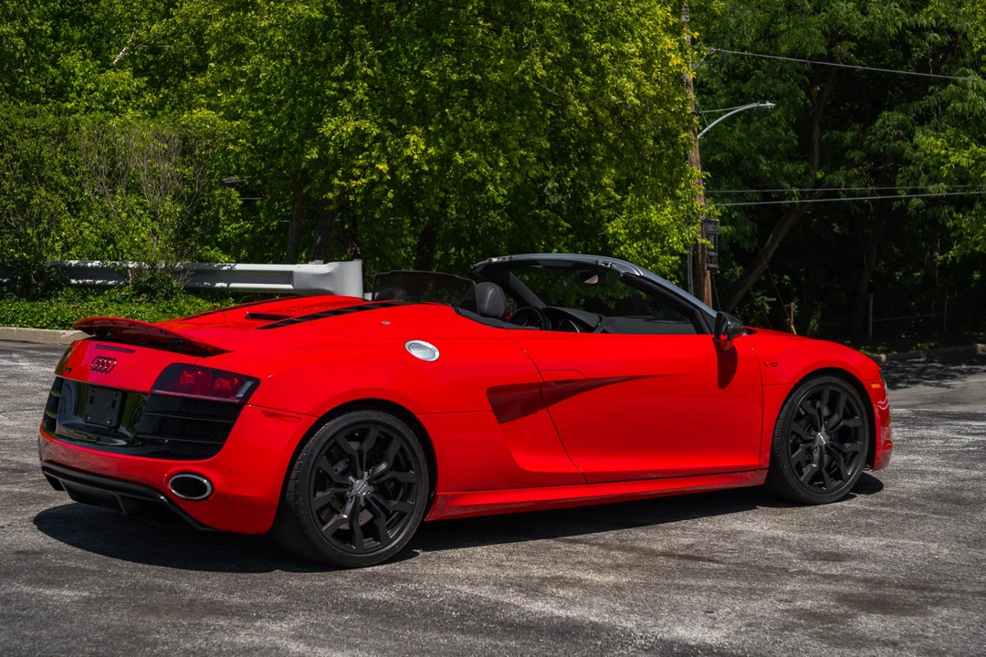 2011 Audi 42 R8 - Image 26 of 31