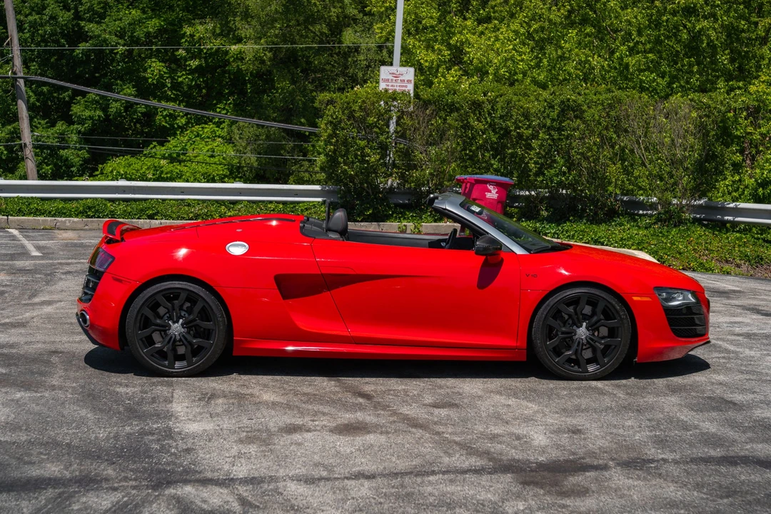 2011 Audi 42 R8 - Image 31 of 31