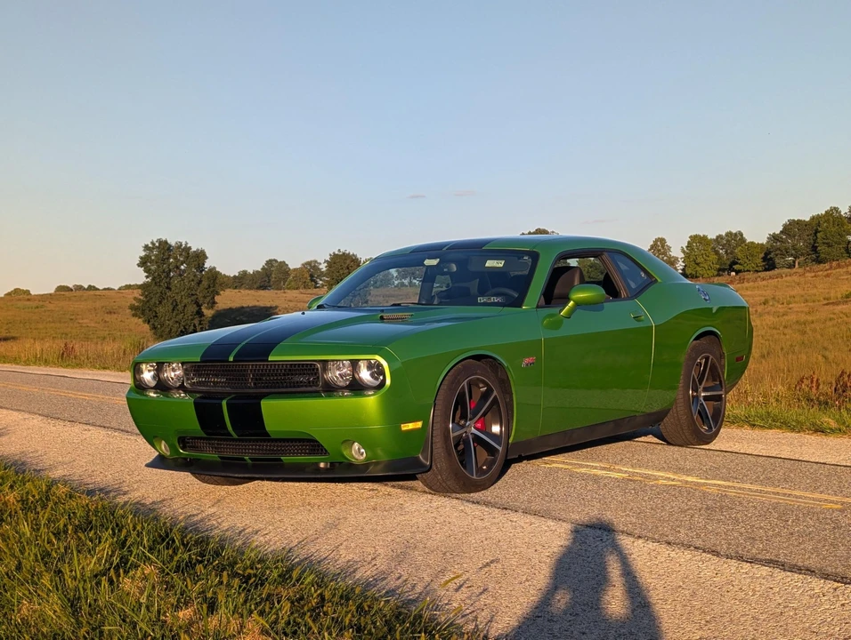 2011 Dodge Challenger SRT8 & 392 3rd Gen - Image 8 of 31