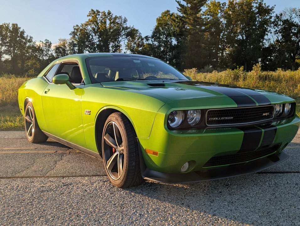 2011 Dodge Challenger SRT8 & 392 3rd Gen - Image 10 of 31