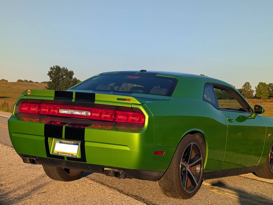 2011 Dodge Challenger SRT8 & 392 3rd Gen - Image 21 of 31