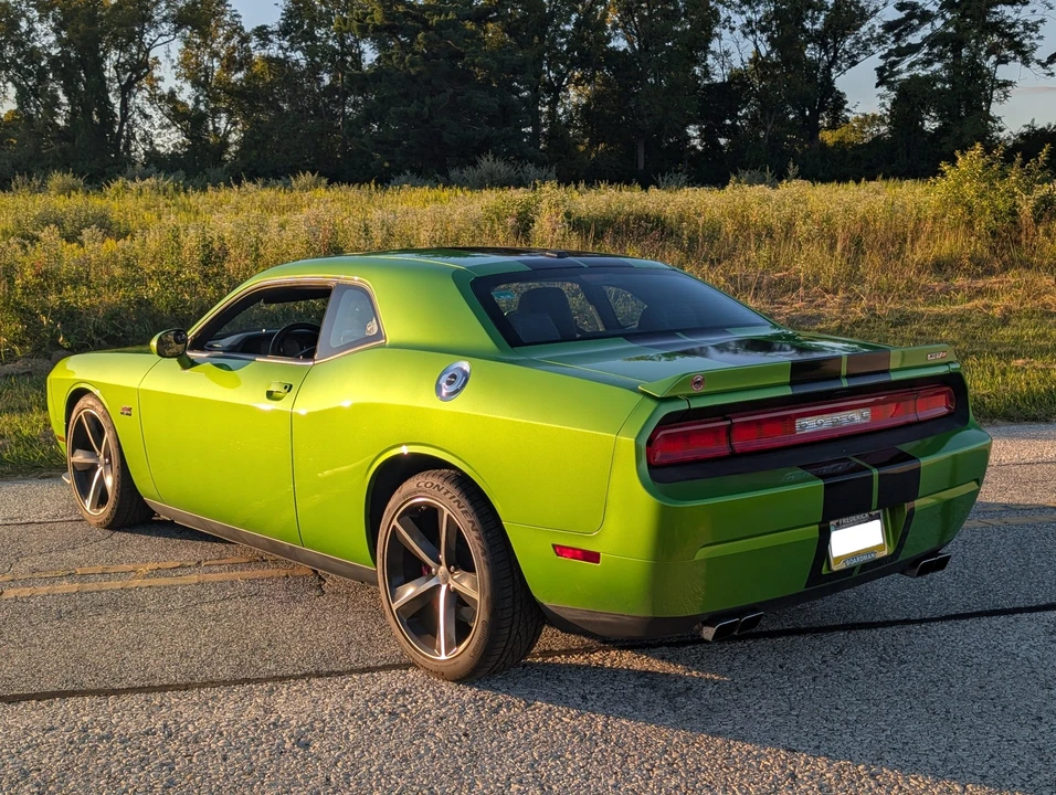 2011 Dodge Challenger SRT8 & 392 3rd Gen - Image 17 of 31