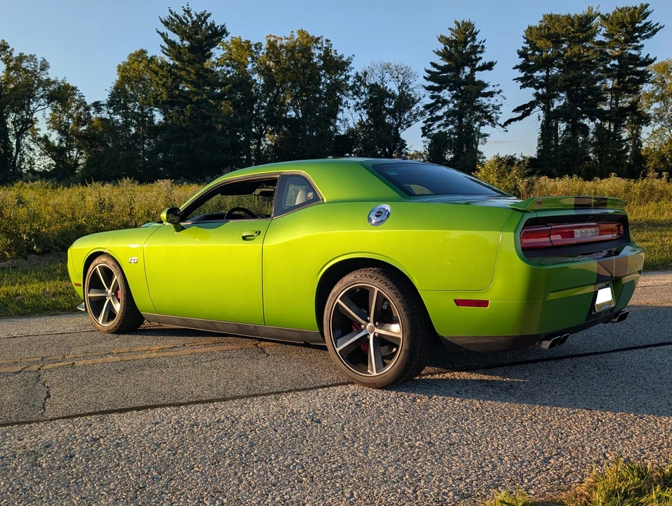2011 Dodge Challenger SRT8 & 392 3rd Gen - Image 19 of 31