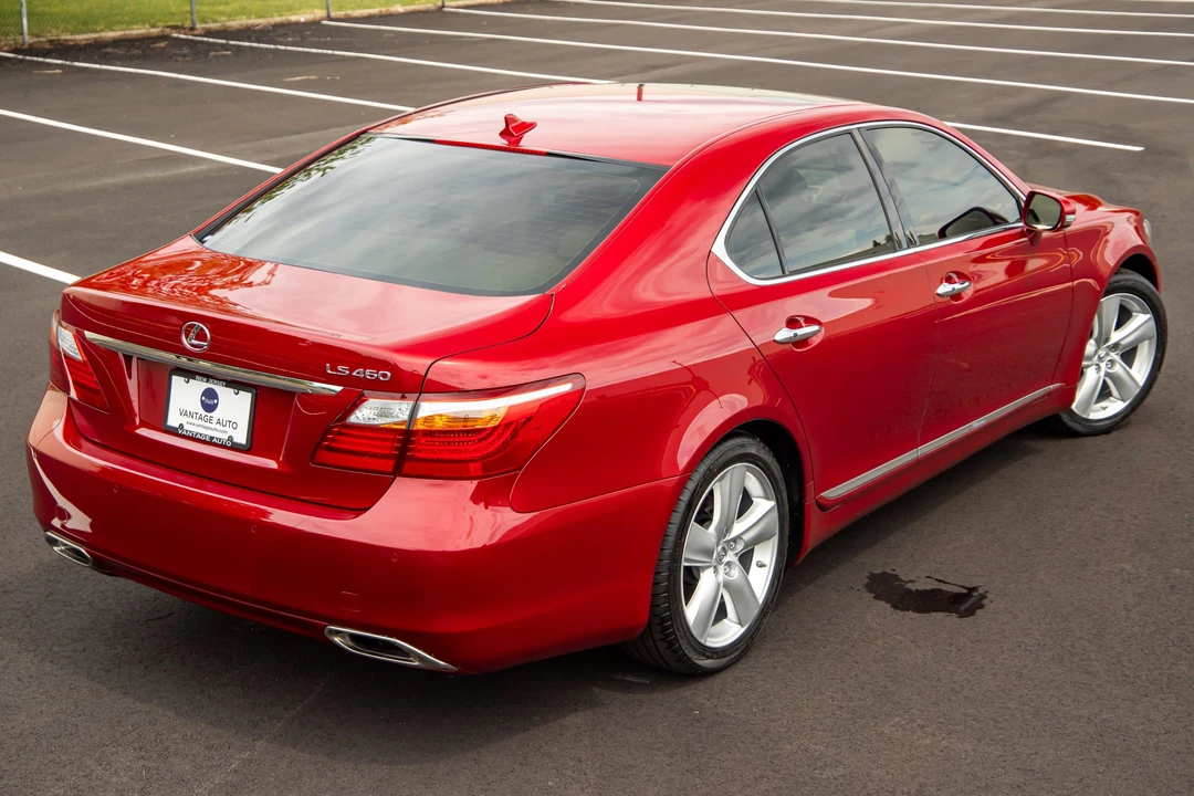 2011 Lexus LS 4th Gen - Image 15 of 31