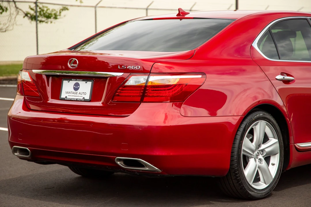 2011 Lexus LS 4th Gen - Image 31 of 31