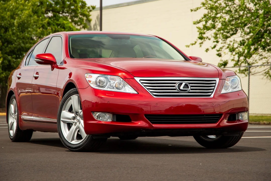2011 Lexus LS 4th Gen - Image 21 of 31