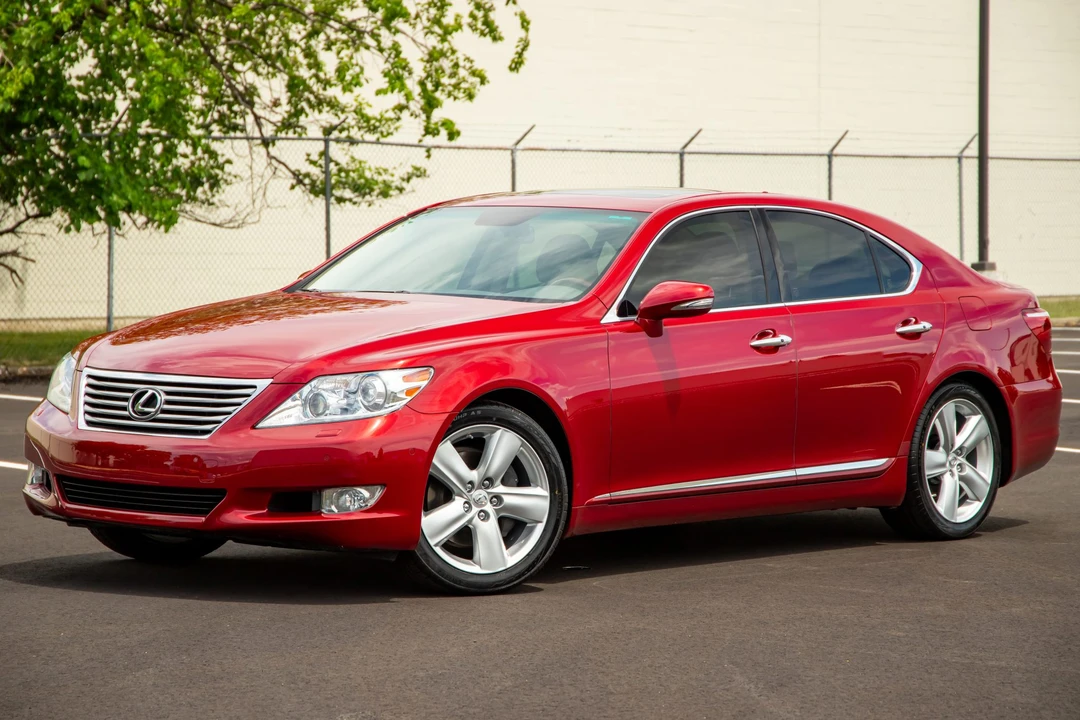 2011 Lexus LS 4th Gen - Image 7 of 31
