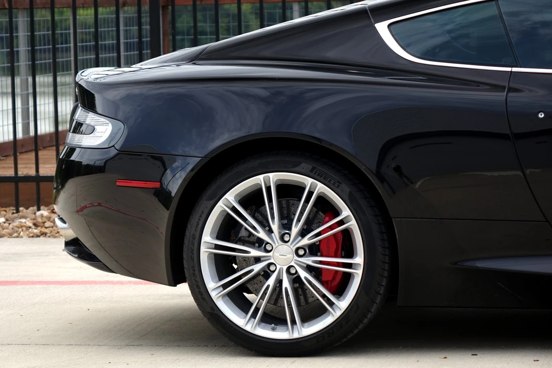 2012 Aston Martin Virage (2011-2012) - Image 28 of 31